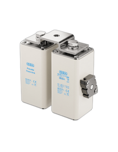 Fuse 2xSQB-DC92 gR 900VDC screw M10 with switch adapter 500A